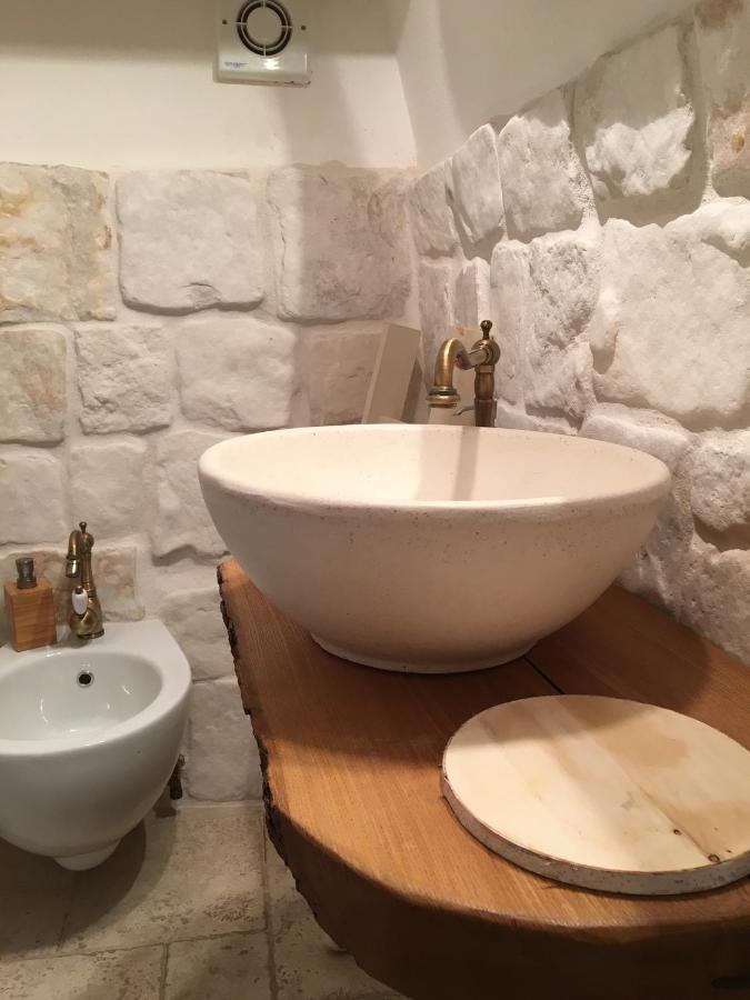 Alesia Luxury Suite Ostuni Bagian luar foto