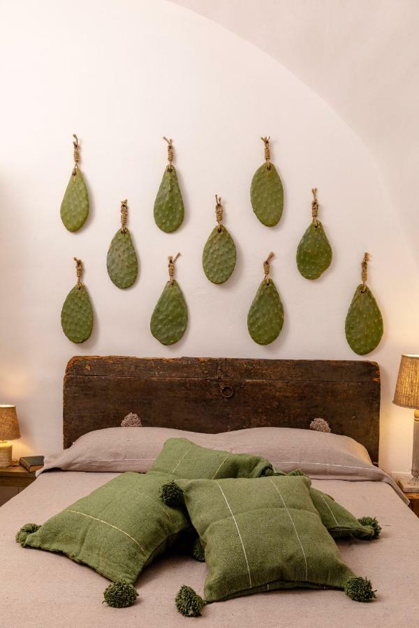Alesia Luxury Suite Ostuni Bagian luar foto