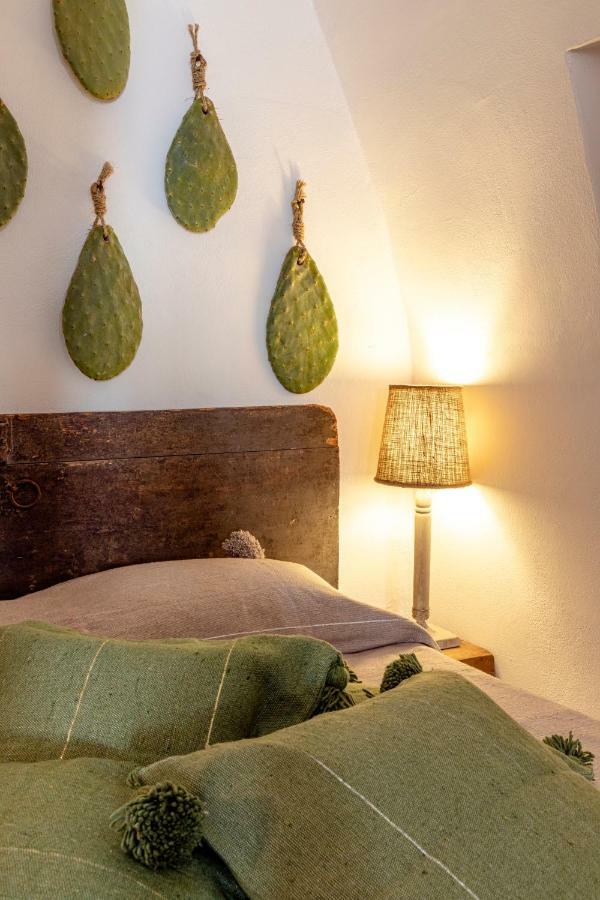 Alesia Luxury Suite Ostuni Bagian luar foto