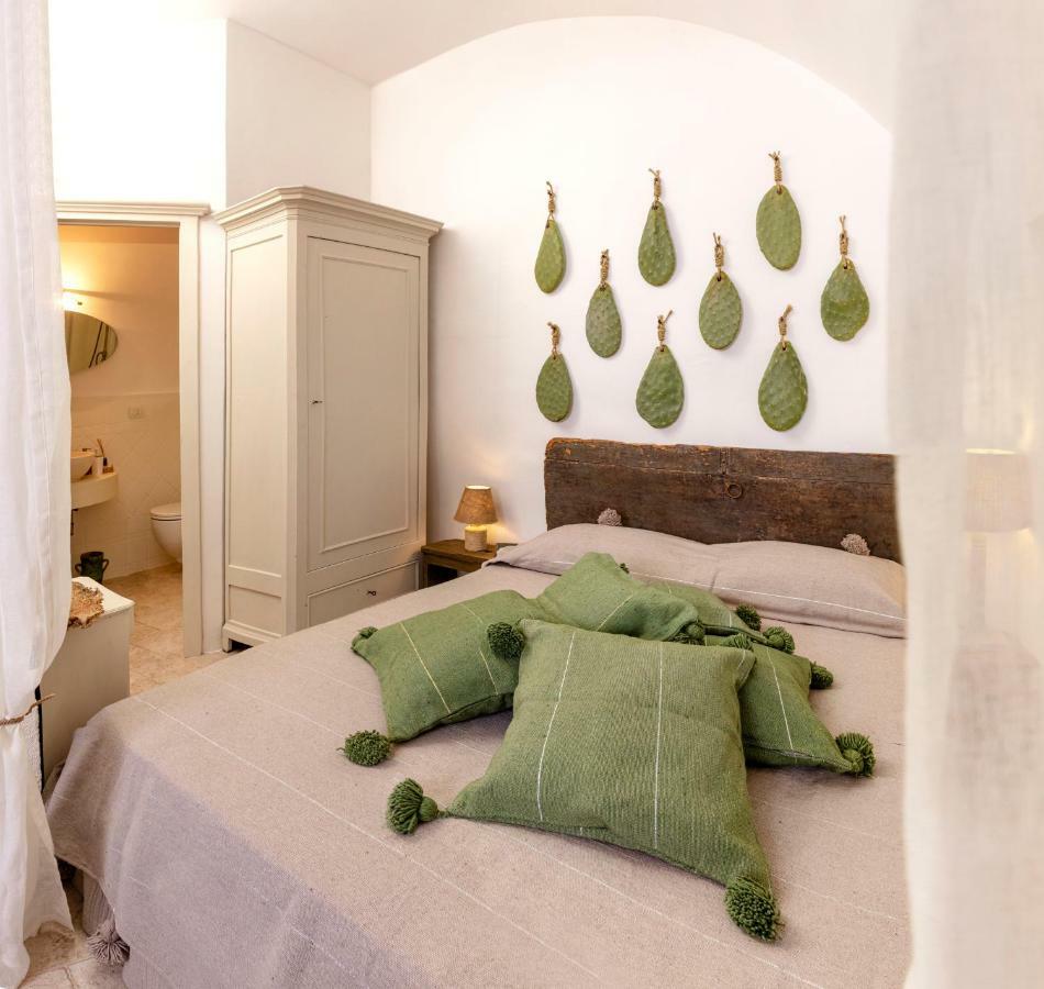 Alesia Luxury Suite Ostuni Bagian luar foto